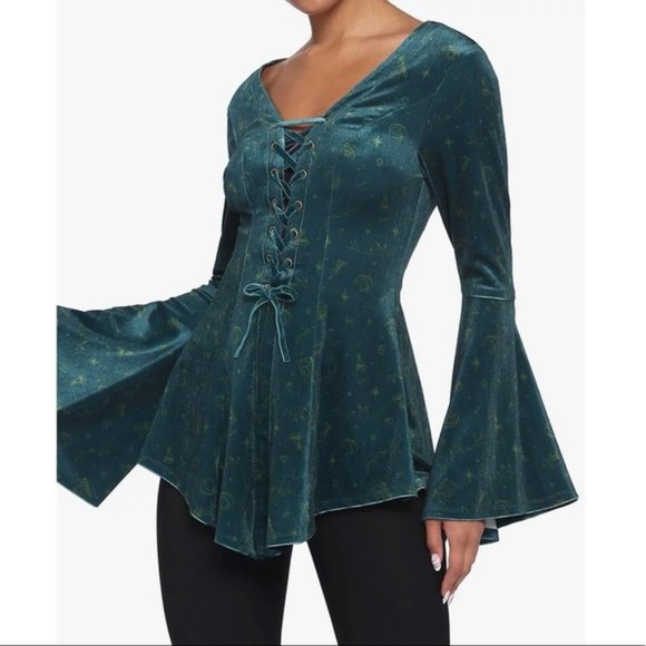 ISO Her Universe Hocus Pocus top - Picture 1 of 3